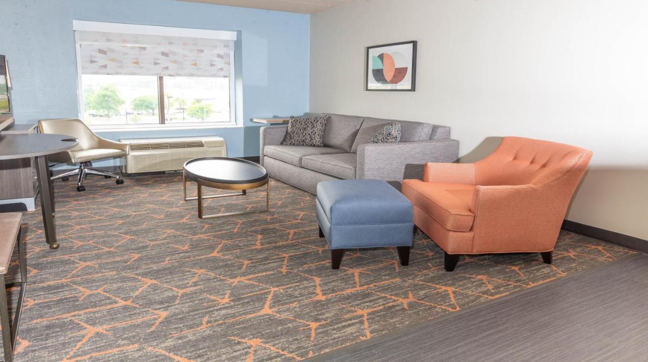 Holiday Inn Cleveland - South Independence By Ihg Екстер'єр фото