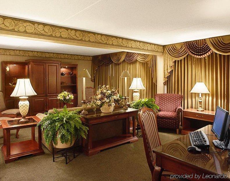 Holiday Inn Cleveland - South Independence By Ihg Інтер'єр фото